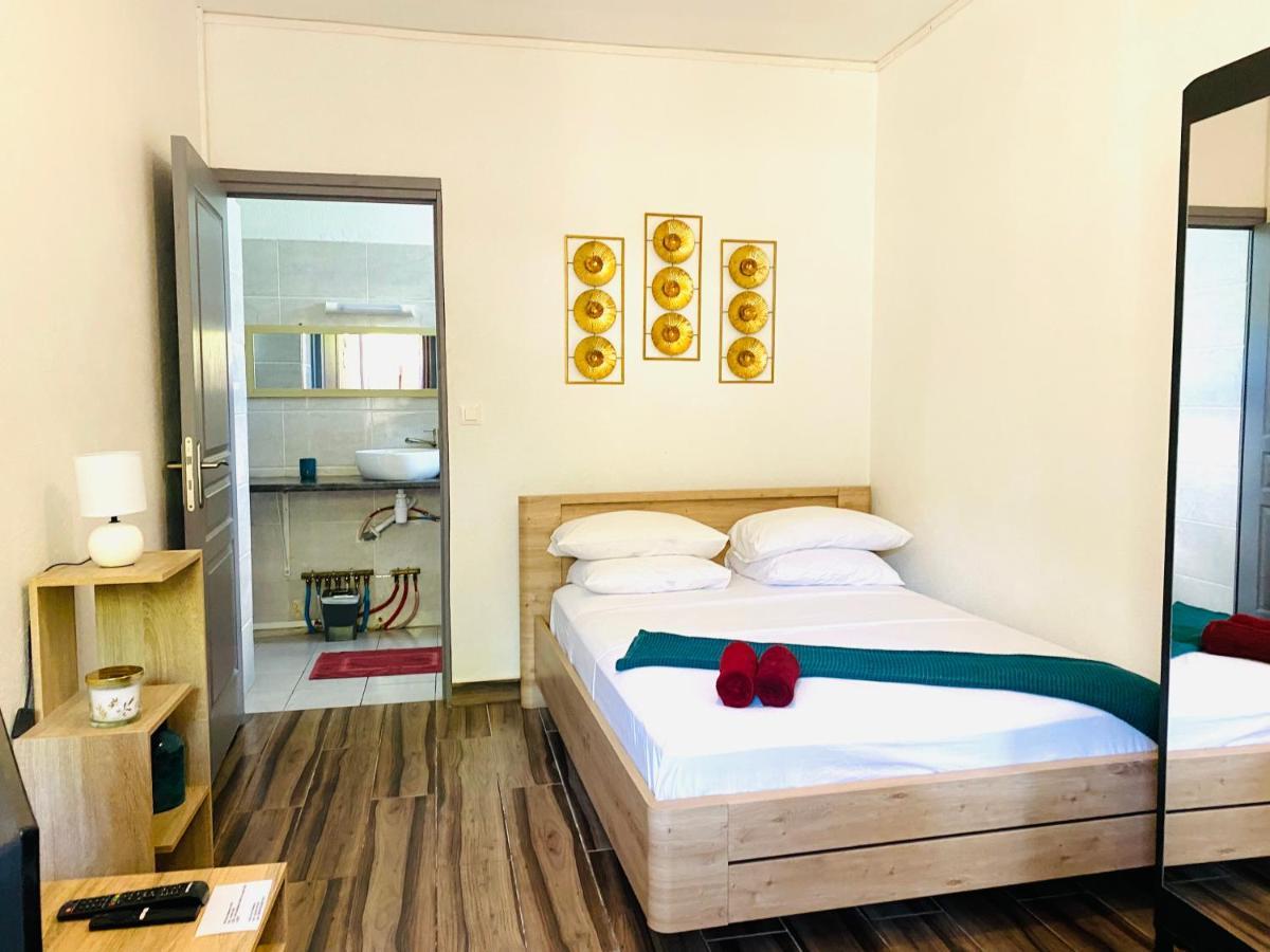 Moya Residence By Md Dzaoudzi Bagian luar foto