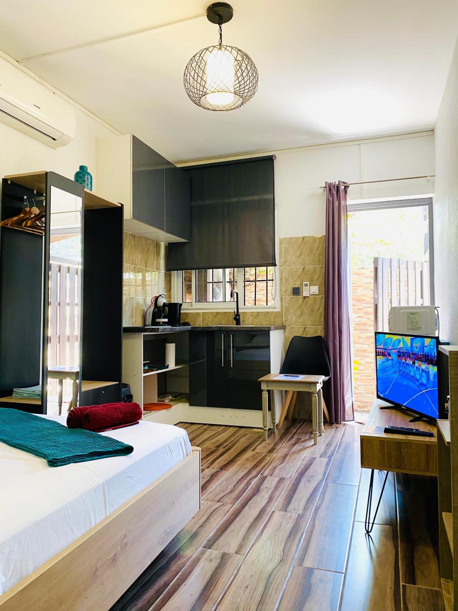 Moya Residence By Md Dzaoudzi Ruang foto
