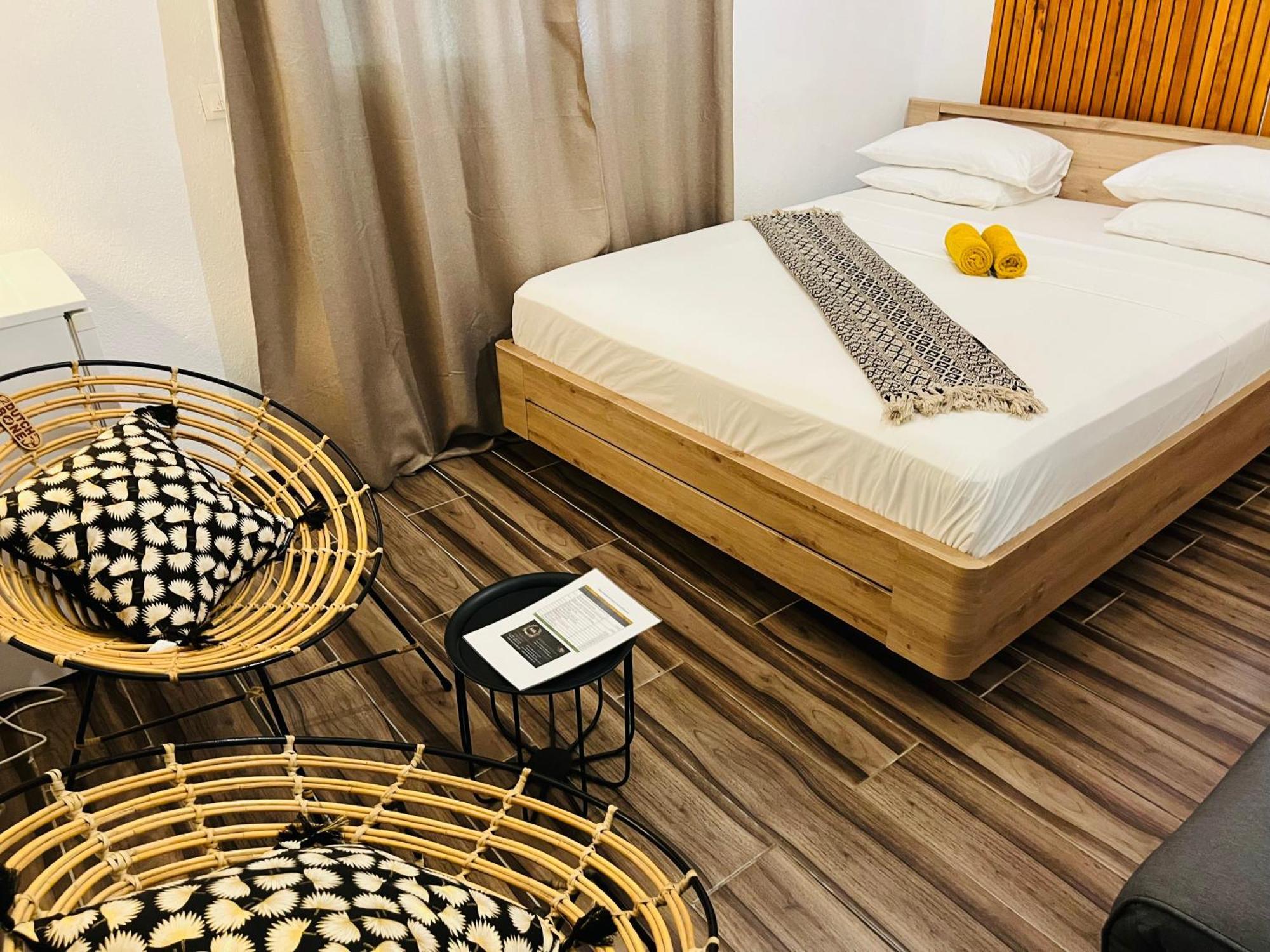 Moya Residence By Md Dzaoudzi Bagian luar foto